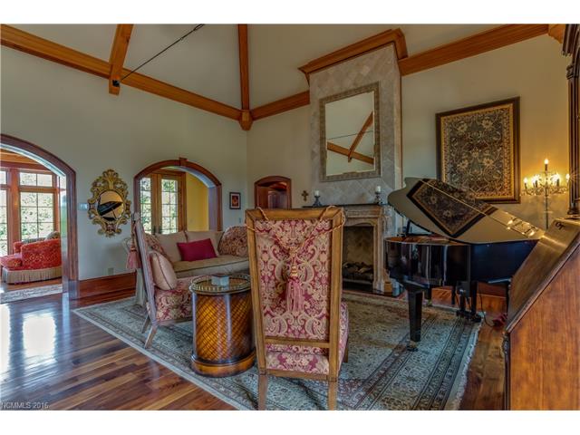 383 Silver Ridge Road, Mill Spring, NC 28756