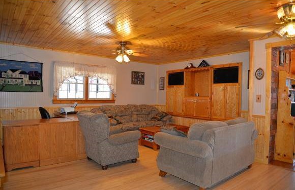 624 Gilreath Loop Road, Mills River, United States 28759