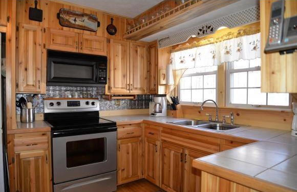624 Gilreath Loop Road, Mills River, United States 28759