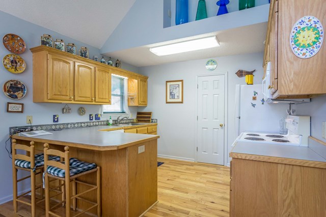 6202 Crestmoor Ct, Nebo, NC 28761