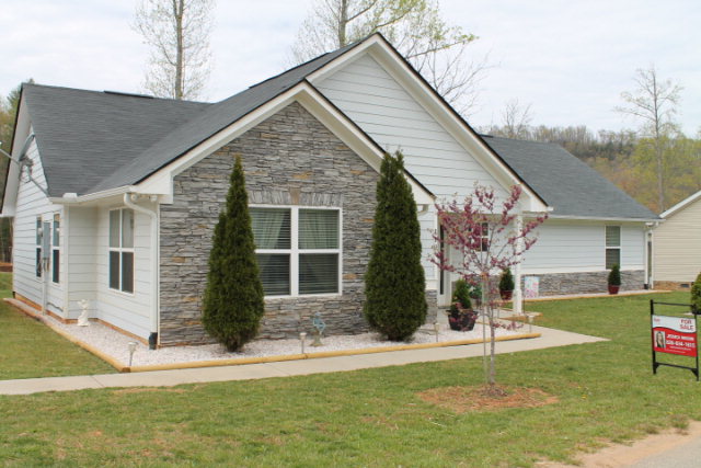 119 Dolly Cowart, Otto, NC 28763
