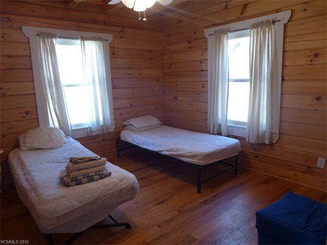 139 Skye Falls Trail, Rosman, NC 28772