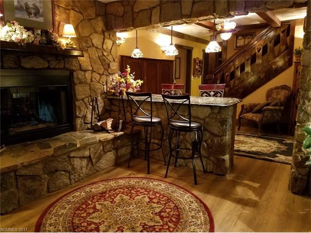 1000 Fork Creek Road, Saluda, NC 28773