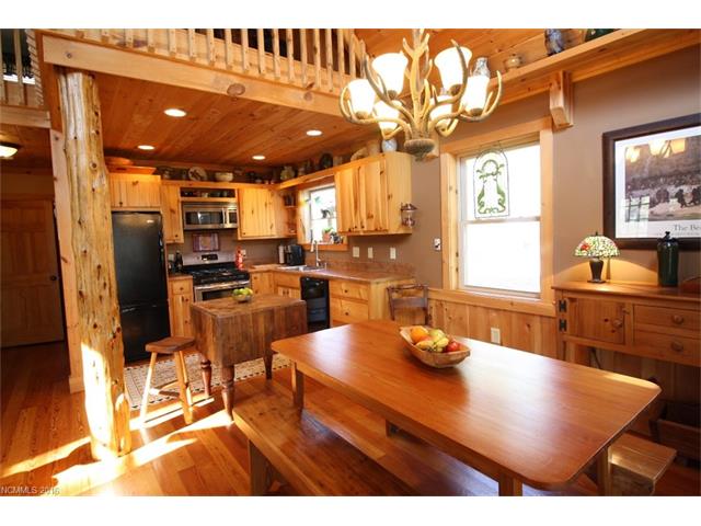356 Deep Woods Lane, Saluda, NC 28773