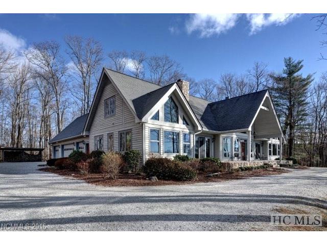124 Maidenhaire Lane, Sapphire, NC 28774