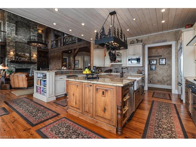 380 Panthertown Trail, Sapphire, NC 28774