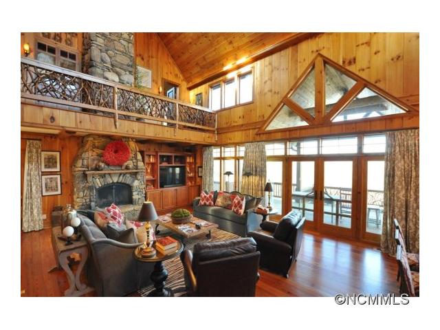 178 Last Chance Road, Sapphire, NC 28774