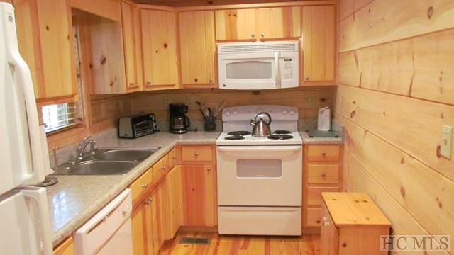 0000 Upper Whitewater Road, Sapphire, NC 28774