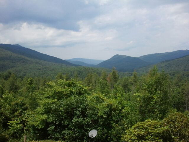 64 Rock Cellar Lane, Spruce Pine, NC 28777