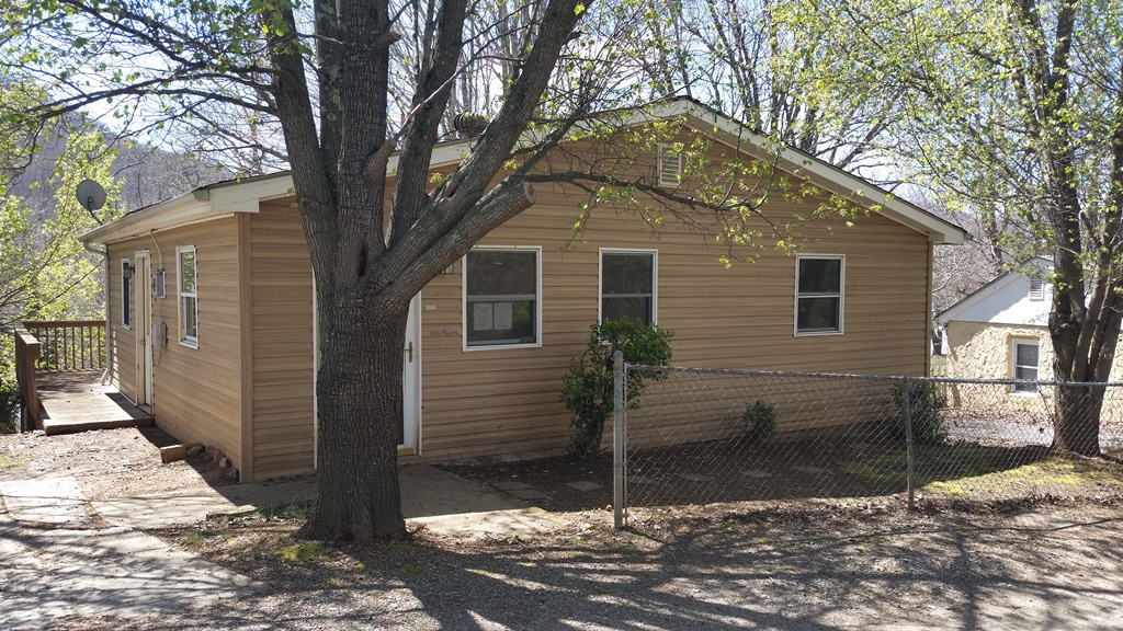5 Red Raven RoadSwannanoa, NC, 28778Buncombe County