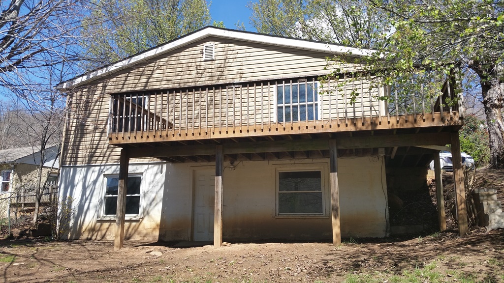 5 Red Raven RoadSwannanoa, NC, 28778Buncombe County