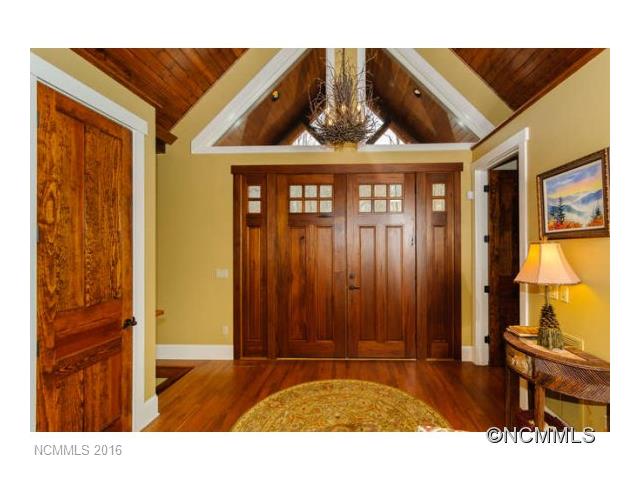 696 Boar Ridge Road, Sylva, NC 28779