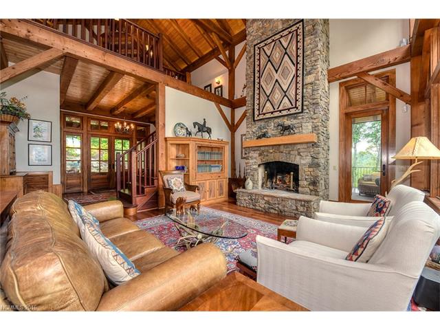 49 Corkscrew Way, Sylva, NC 28779