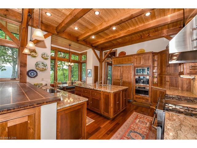 49 Corkscrew Way, Sylva, NC 28779