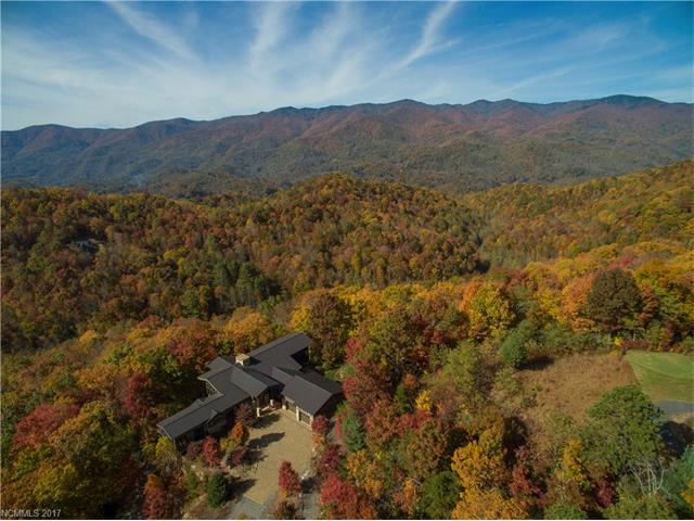 528 Watershed Way, Sylva, NC 28779
