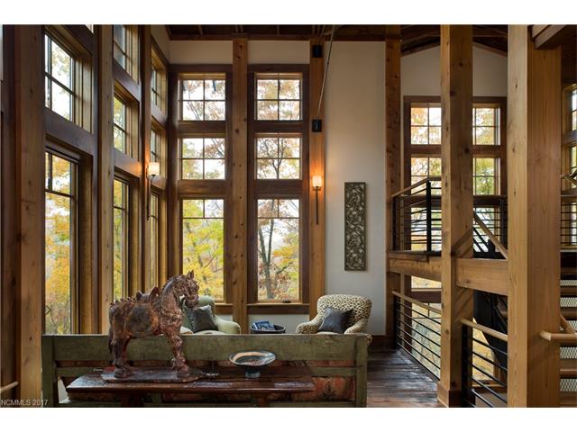 528 Watershed Way, Sylva, NC 28779
