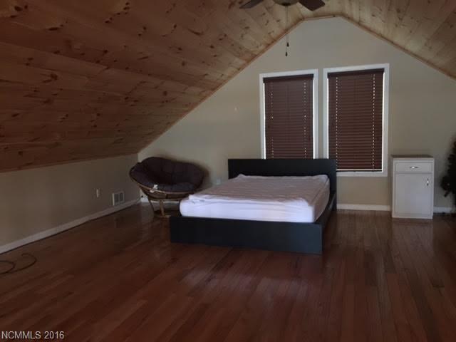 12 Caddis Fly Lane, Sylva, NC 28779
