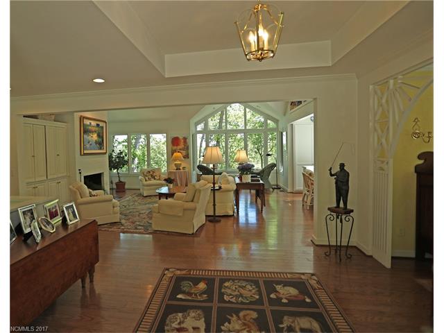 400 Ridge Top Road, Tryon, NC 28782