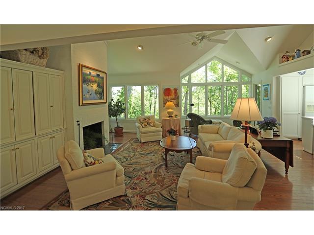 400 Ridge Top Road, Tryon, NC 28782