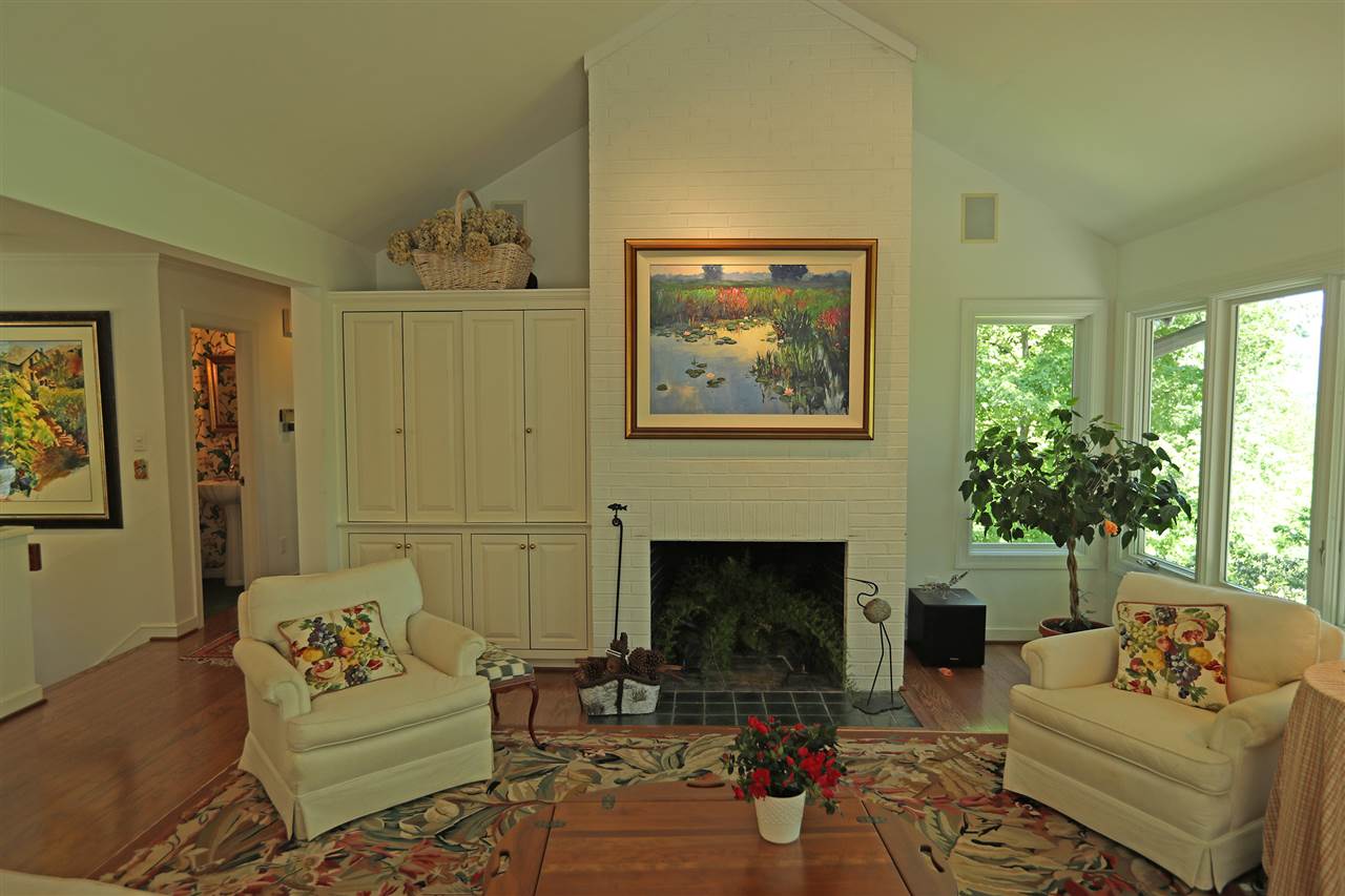 400 Ridge Top Road, Tryon, NC 28782