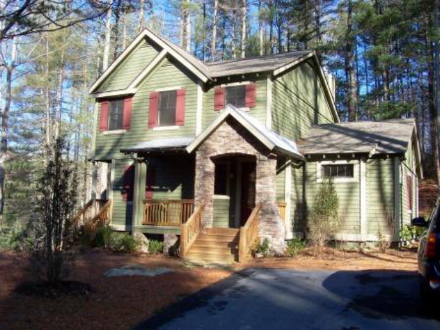 10 Meadow Ridge Court, Tuckasegee, NC 28783