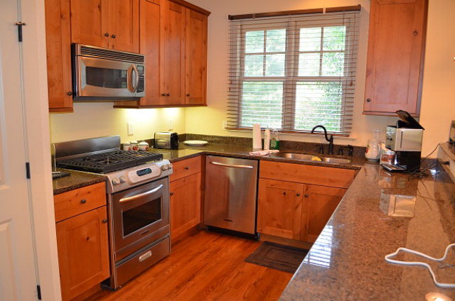 10 Meadow Ridge Court, Tuckasegee, NC 28783