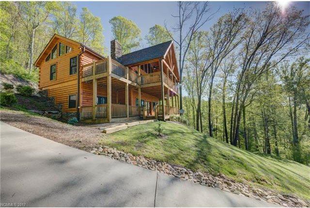 4 Schotts Pass Way, Waynesville, NC 28785
