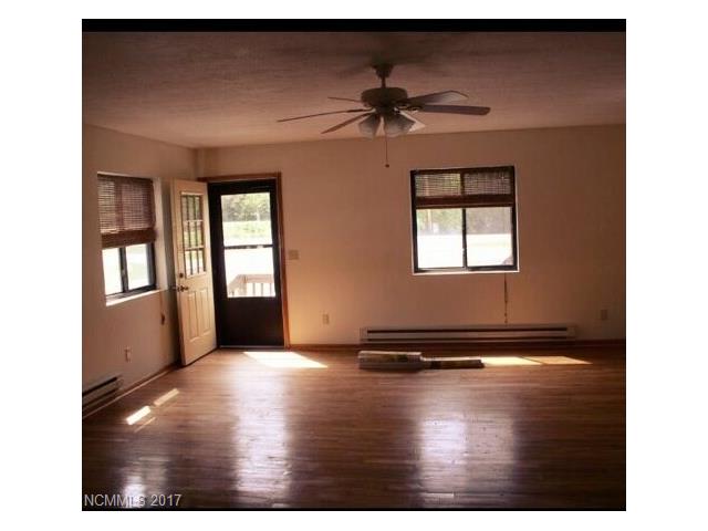 1750 Jonathan Creek Road, Waynesville, NC 28785