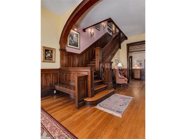 304 Love Lane, Waynesville, NC 28786