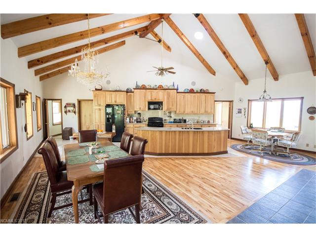 445 Brandywine Road, Waynesville, NC 28786