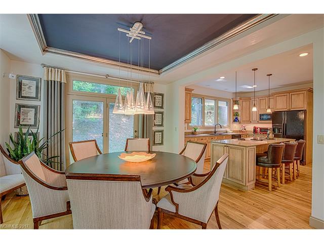 24 Chloe Lane, Waynesville, NC 28786