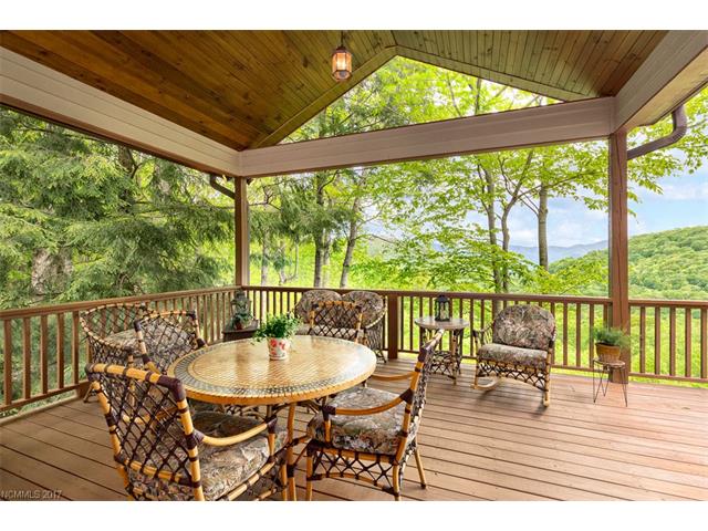 130 Catawba Lane, Waynesville, NC 28786