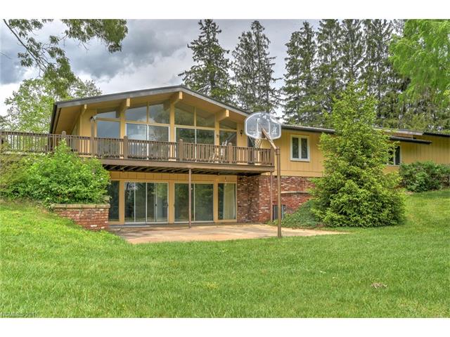 34 Yost Street, Weaverville, NC 28787
