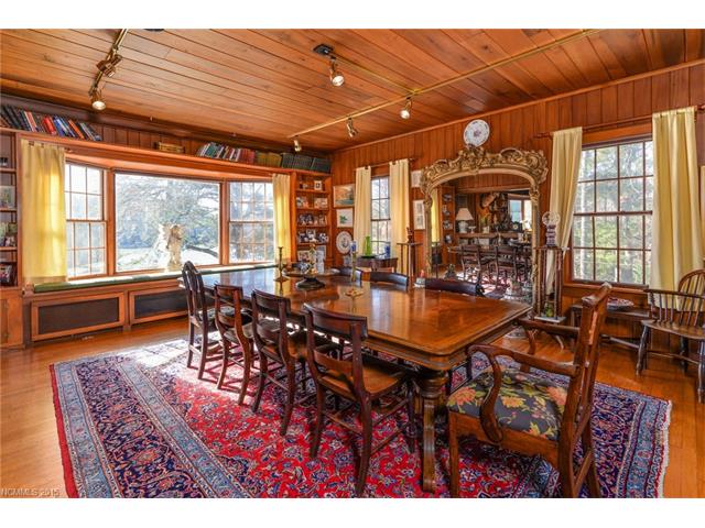 141Mondamin Rd, Tuxedo, NC 28790