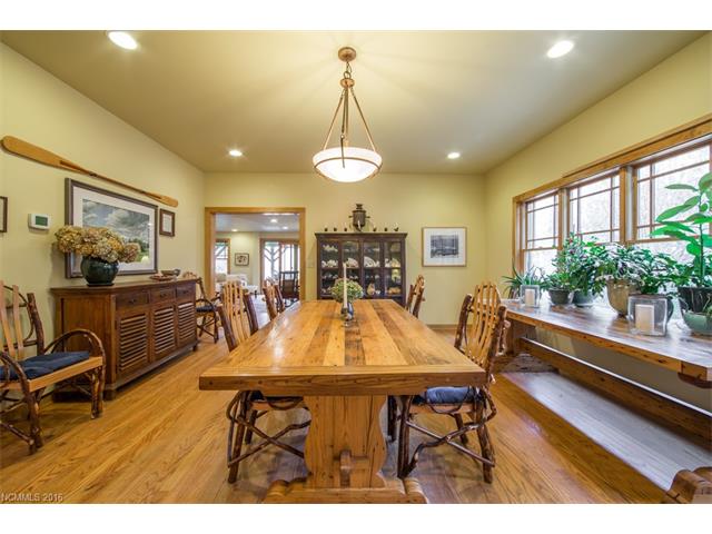 111 Fiddlehead Lane, Zirconia, NC 28790