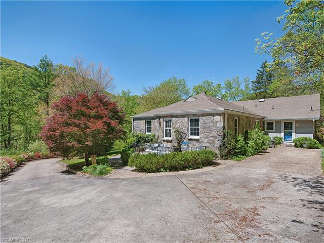 243 Cave Inn Drive, Hendersonville, NC 28792