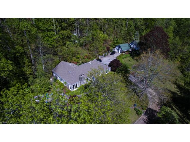 243 Cave Inn Drive, Hendersonville, NC 28792