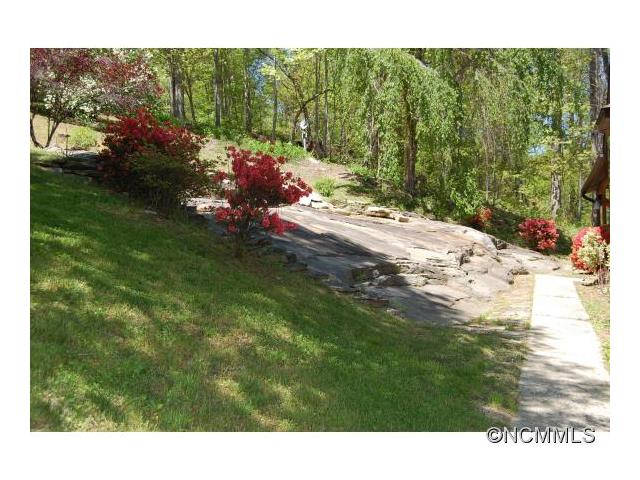 44 Laurel Creek Drive, Hendersonville, NC 28792