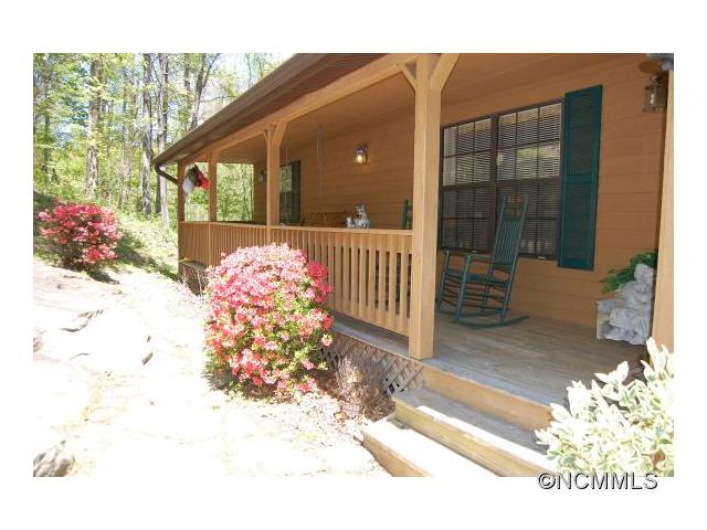 44 Laurel Creek Drive, Hendersonville, NC 28792