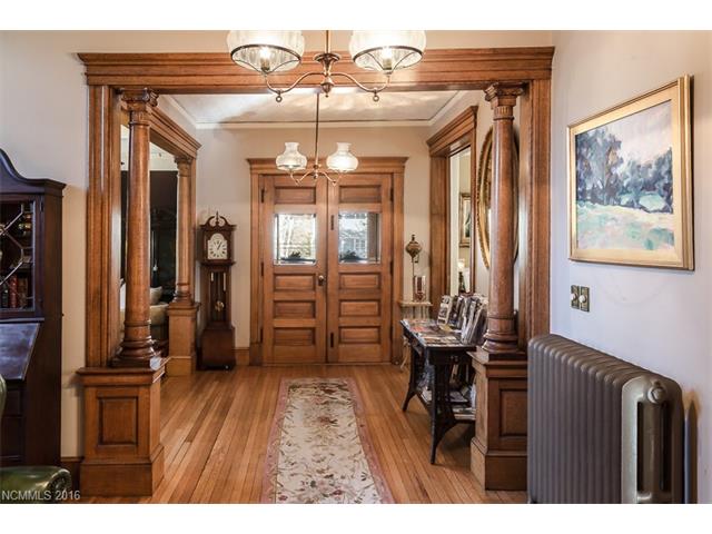 276 Montford Avenue, Asheville, NC 28801