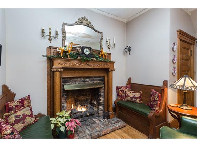 276 Montford Avenue, Asheville, NC 28801