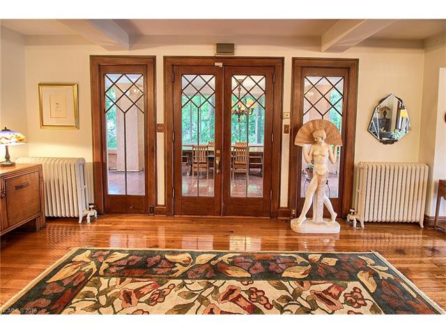 90 Gertrude Place, Asheville, NC 28801