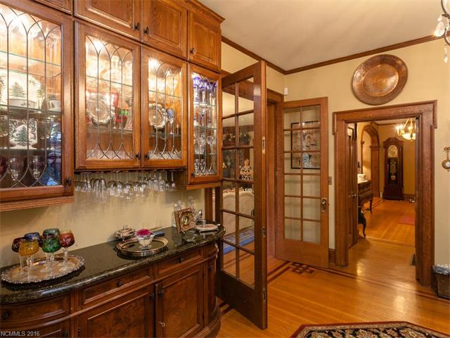173 Macon Ave, Asheville, NC 28801