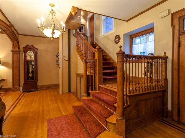 173 Macon Ave, Asheville, NC 28801