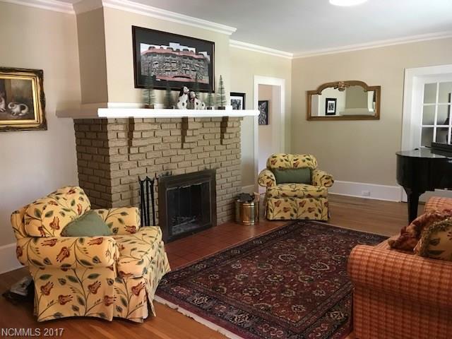26 Edgemont Road, Asheville, NC 28801