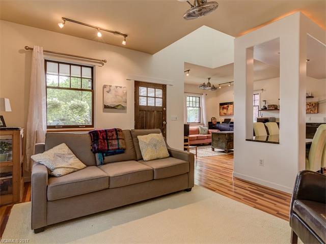 20 Harrison Street, Asheville, NC 28801