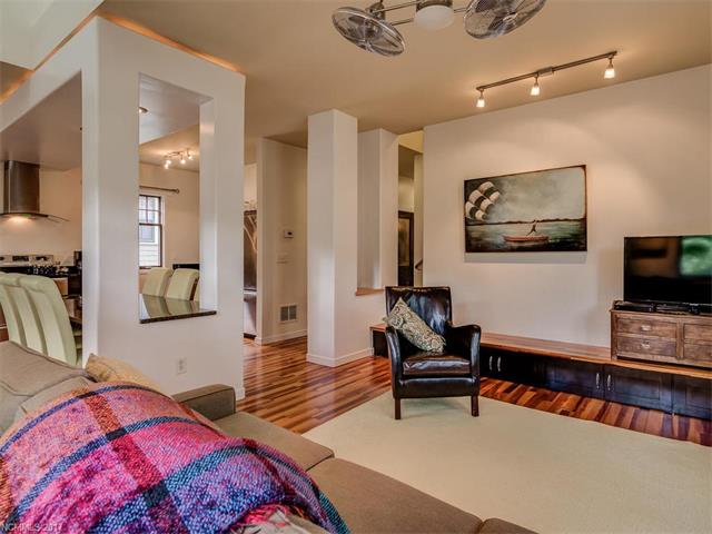 20 Harrison Street, Asheville, NC 28801