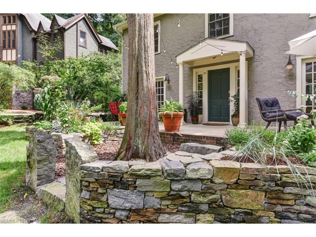 16 Cherokee Road, Asheville, NC 28801