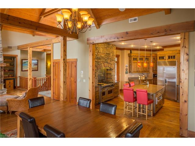 317 S Braeside Court, Asheville, NC 28803