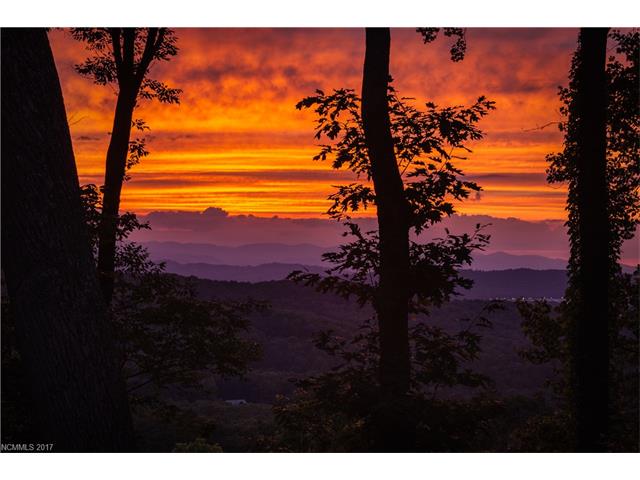 128 Stonecrest Drive, Asheville, NC 28803